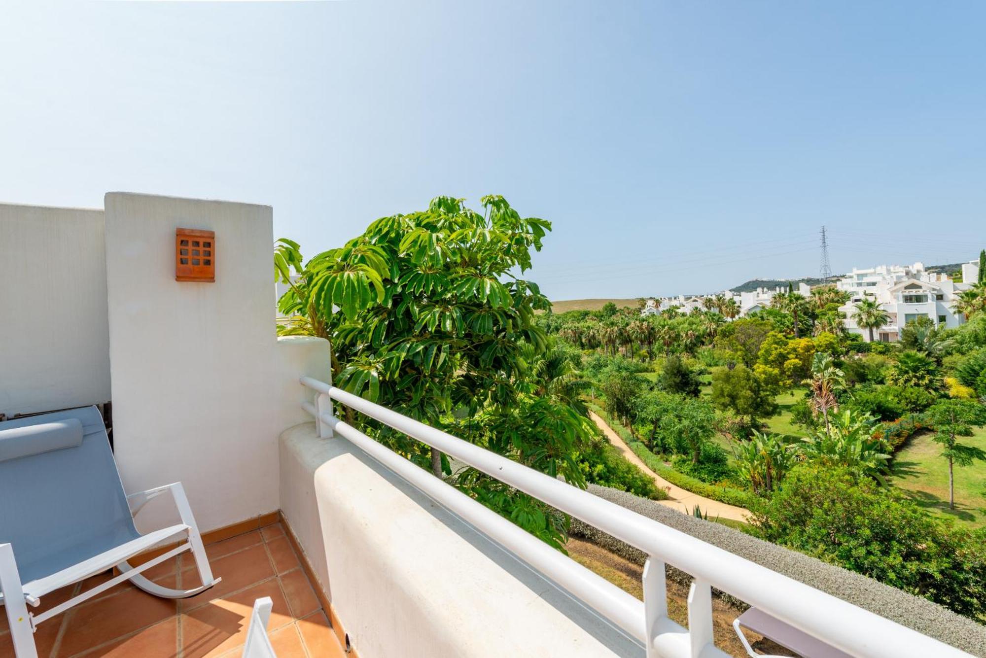 Alcazaba Lagoon 2425 Luxury Private Beach Estepona Extérieur photo